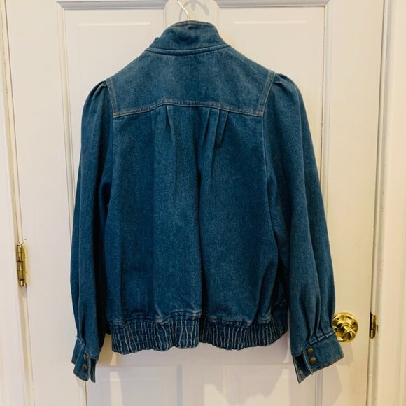 Vintage Women's Jean Jacket Size Medium - Picture 10 of 11